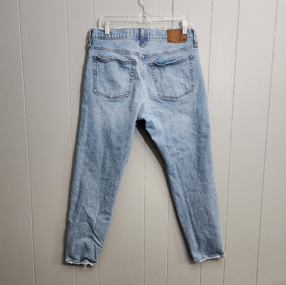 Madewell Relaxed Taper Light Was Jeans - Picture 5 of 11